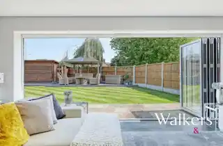 7 Fleming Gardens, photo 3