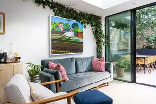 7 Hitherfield Road, photo 3