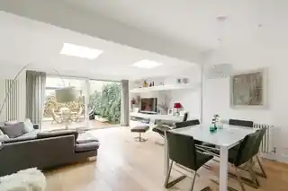 7 Larnach Road, photo 4