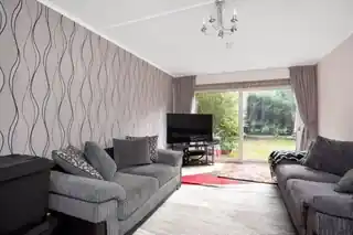 7 Lydd Close, photo 2