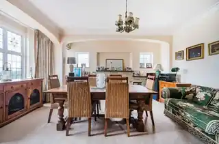 7 Manor Wood Road, photo 4