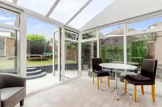7 Martens Avenue, photo 4