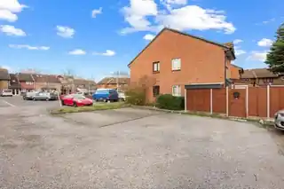7 Pikestone Close, photo 2
