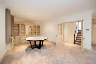 7 Pont Street Mews, photo 3