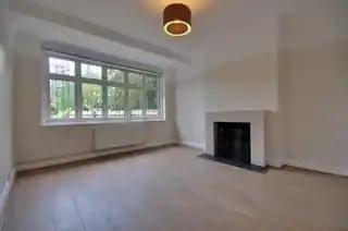 7 Ringwood Close, photo 3