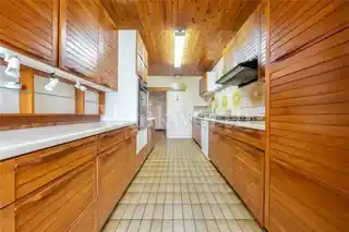 7 Russell Gardens, photo 4