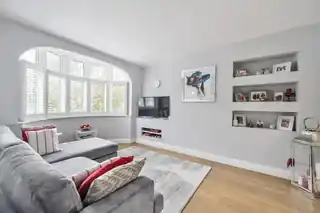 7 Sandringham Road, photo 4