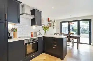 7 St Cloud Road, photo 2