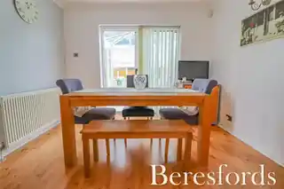 7 Swift Close, photo 3
