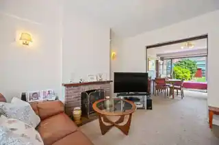 7 Tintern Way, photo 2