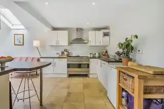 7 Vincent Road, photo 2