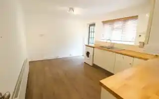 7 Waldegrave Court, photo 3
