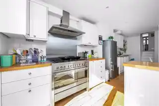 7 Woodland Terrace, photo 3
