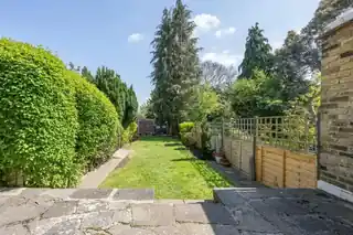7 Wynndale Road, photo 2