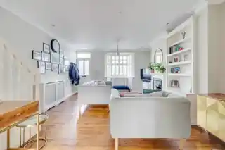 70 Archway Street, photo 2