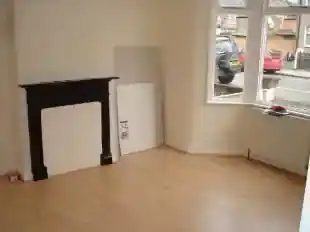 70 Balham Road, photo 2