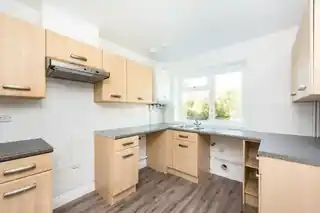 70 Beavers Crescent, photo 3