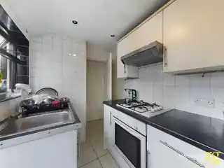 70 Byron Road, photo 4