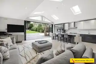 70 Grange Park Avenue, photo 2