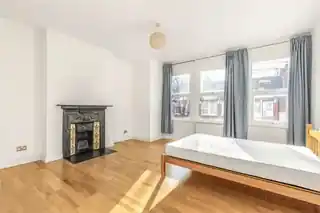 70 Greyswood Street, photo 2
