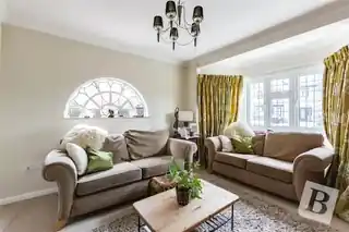 70 Haynes Road, photo 4