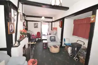 70 Little Ilford Lane, photo 2