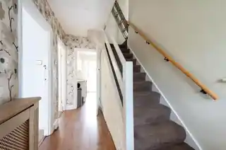 70 Morden Way, photo 4