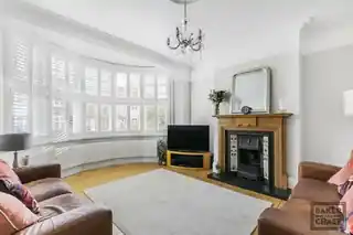 70 River Avenue, photo 4