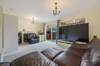 70 Sherington Avenue, photo 4