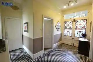 70 Woodside Avenue, photo 3
