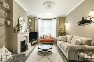 71 Birkbeck Road, photo 2