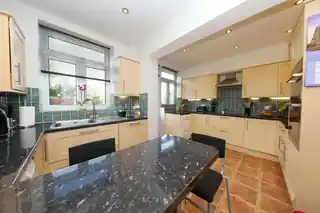 71 Cannon Lane, photo 2