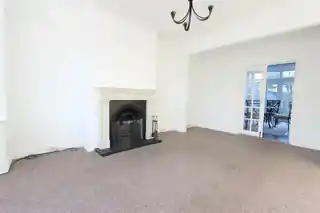 71 Colne Road, photo 4