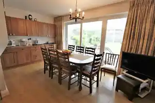 71 Fountains Crescent, photo 3