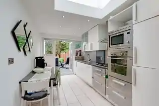 71 Hamilton Road, photo 2