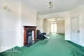 71 Haslemere Road, photo 3