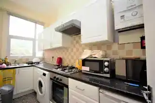 71 Palmerston Crescent, photo 2