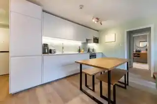 71 Sturmer Way, photo 3