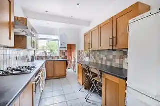 71 Wharfedale Gardens, photo 3
