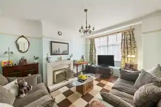 71 Wimborne Avenue, photo 2