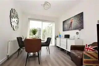 72 Donald Drive, photo 3