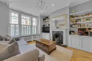 72 Lavenham Road, photo 3