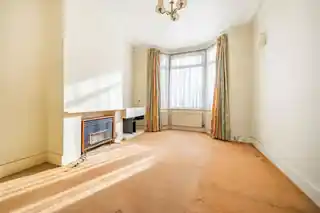 72 Lincoln Road, photo 2
