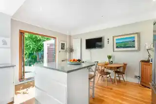 72 St Albans Avenue, photo 4