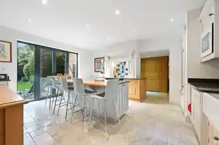 72 Wykeham Road, photo 2