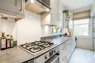 72B St Johns Park, photo 2