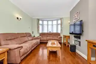 73 Blackbush Avenue, photo 3