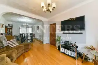 73 Clifford Road, photo 2