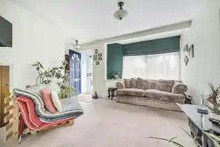 73 Elmcroft Avenue, photo 3