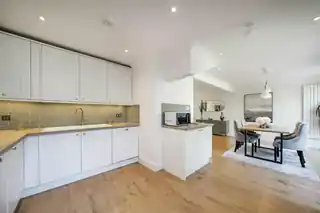 73 Gilpin Crescent, photo 4